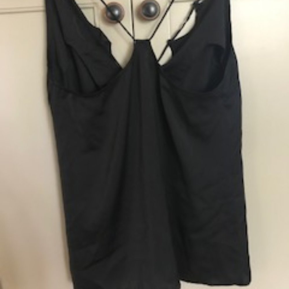 Nasty Gal V- Neck Halter Top - Picture 6 of 9